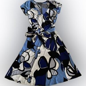 🌟PRICE DROP🌟 AB STUDIO short sleeve dress